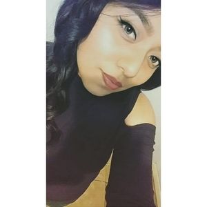 Meet your Posher, Alejandra